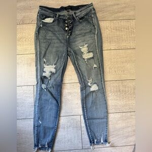 Judy Blue Distressed Skinny Jeans in Gray